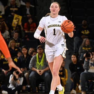 Michigan Leads Wire-to-Wire Against No. 25 Illinois