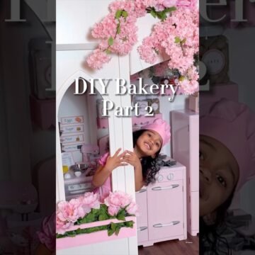 Her smile makes it all worth it 💕 #momlife #diy #diycrafts #diytoys #dollartreediy #organization