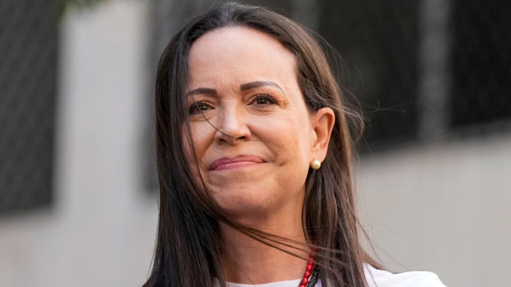 Trump is meeting with Venezuelan opposition leader after cozying up to Maduro's successor