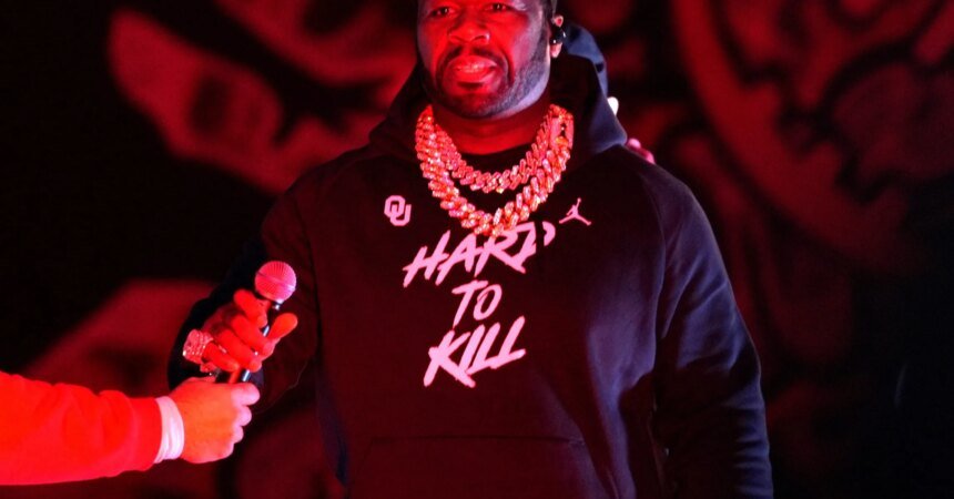 50-Cent-Alleged-Footage-Jim-Jones-Trying-To-Get-In-Studio.jpg 50 Cent Won’t Leave Jim Jones Alone After More Surprising Studio Footage