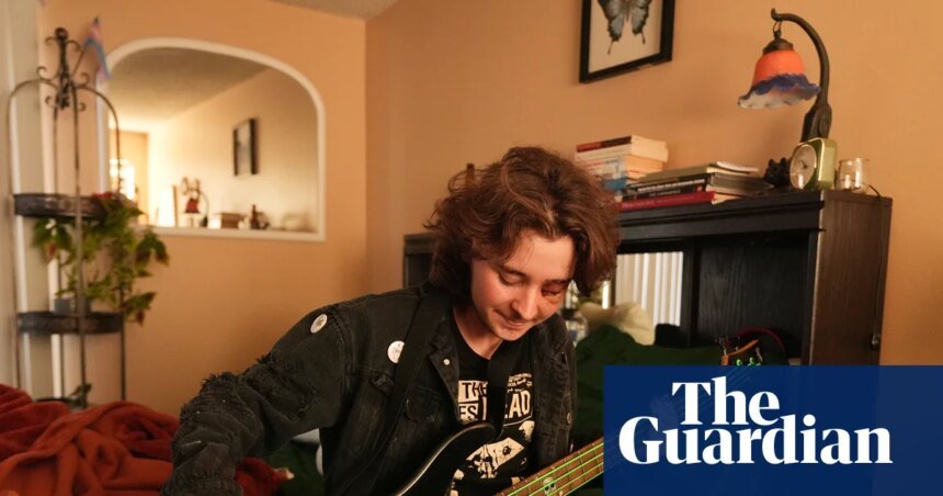 5000.jpg US federal forces blind two protesters shot in face with ‘less-lethal’ munitions | ICE (US Immigration and Customs Enforcement)