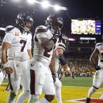 NFL playoff schedule: Divisional round set as Texans move on to face Patriots