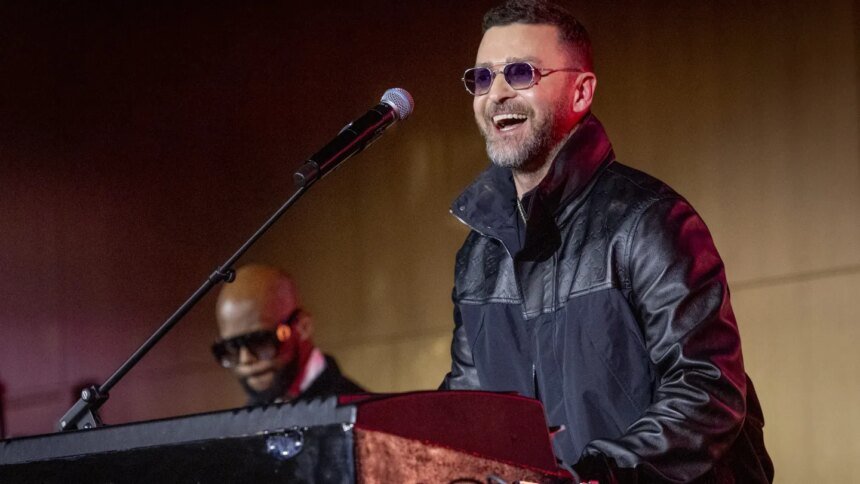 Justin Timberlake Performs Surprise Music Tribute to Pharrell Williams