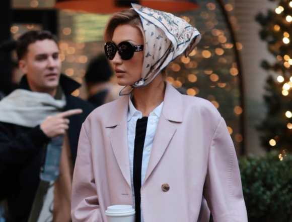 QqQNXgJdovKxTFpgebAb5D-1920-80.png The Capri Pant Trend Is Chic Year-Round, Bella Hadid Proves