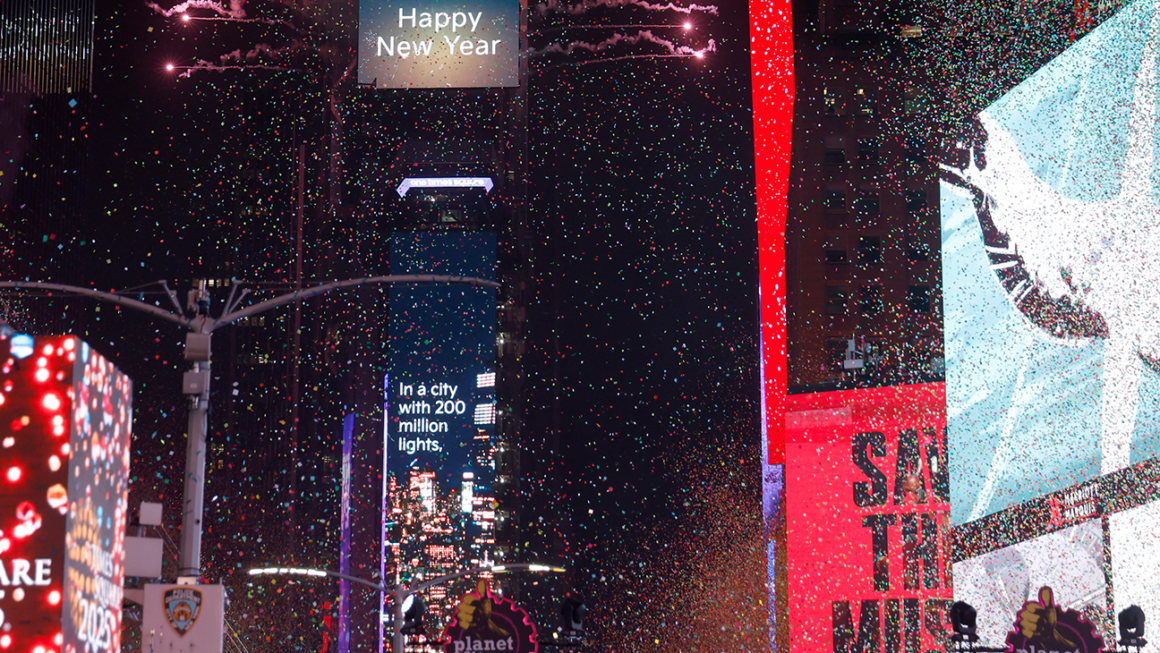 How to Watch Times Square Ball Drop on New Year’s Eve: Free Livestream