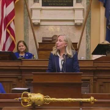 Virginia Democrats reintroduce assault weapons ban, this time, with likely ally in Spanberger
