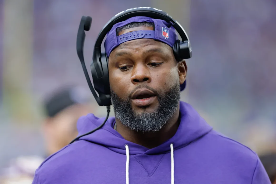 2026 NFL coaching news: Commanders reportedly hiring Vikings’ Daronte Jones as DC; Bills request to interview Browns finalist Nate Scheelhaase