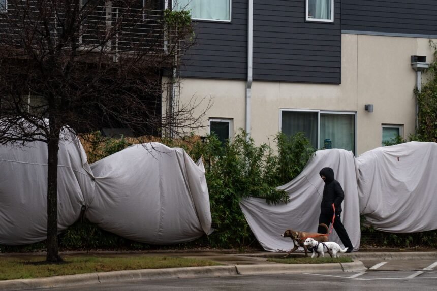 NWS warns of ‘near impossible’ travel in Austin area