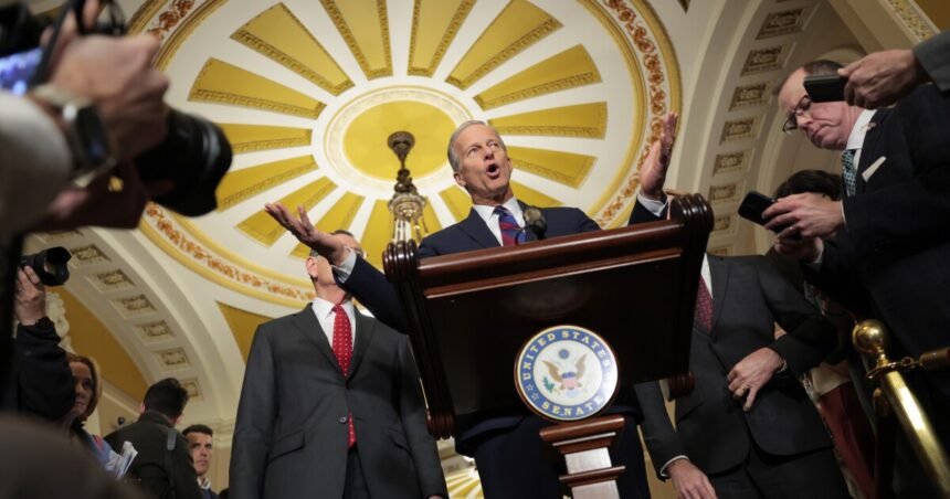 Top Republicans praise Venezuela operation as some lawmakers question legal authority