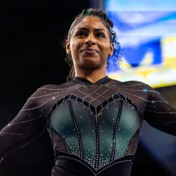 No. 15 Gymnastics Takes Down No. 10 Michigan with Season-High 197.525