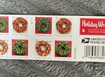 20 USPS HOLIDAY Wreath Stamps Forever NEVER USED Christmas Holiday Genuine