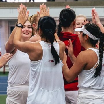 Badgers turn to Big Ten action at Illinois