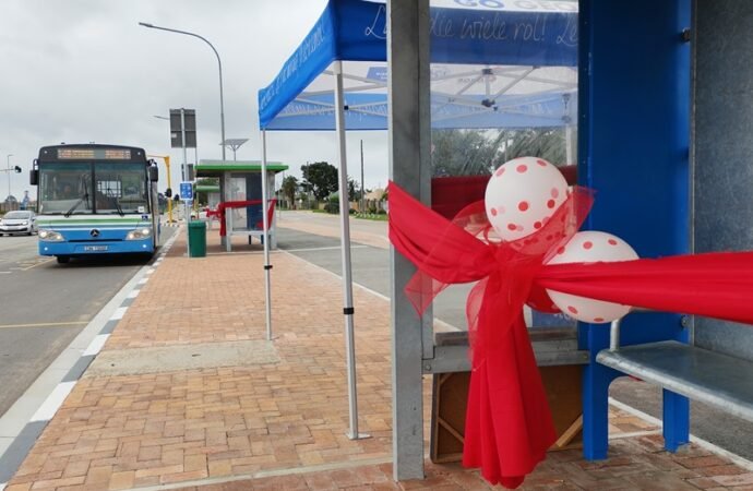 Improving commuter connectivity and digital services in George