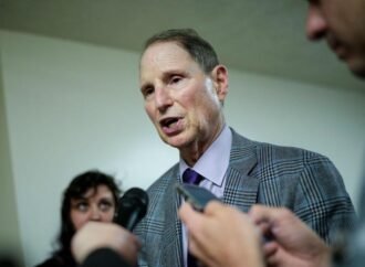 Vault: Senate Democrats’ new tariff battle