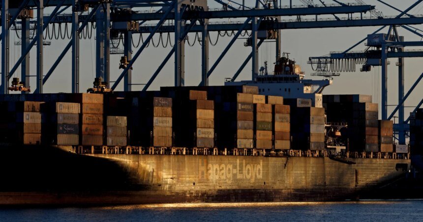 Trump says he signed a 10% global tariff after Supreme Court decision