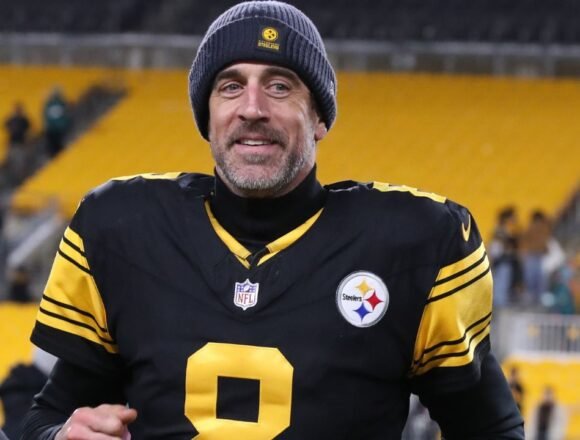 27fa8d90-untitled-design-2025-12-21t115407.538.jpg Steelers News: Mike McCarthy Reveals Latest on Aaron Rodgers’ Future, and His Unexpected New Hobby