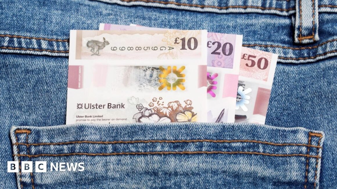 Benefit fraud complaints rise after naming reintroduced