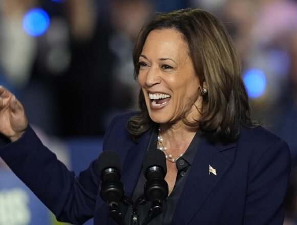 636843630_1257249186329241_1576643682047367019_n.jpg Filmmaker Ami Horowitz reacts to recent polling suggesting that former vice president … – Facebook