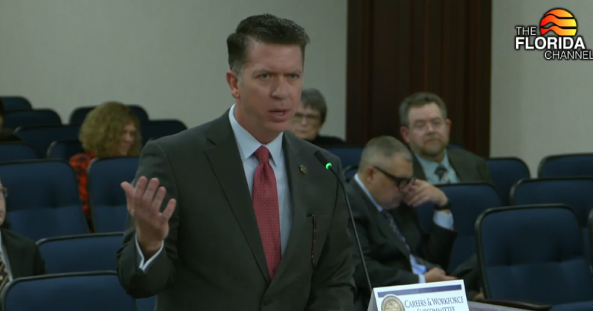 Florida bill would allow less than minimum wage for interns, others