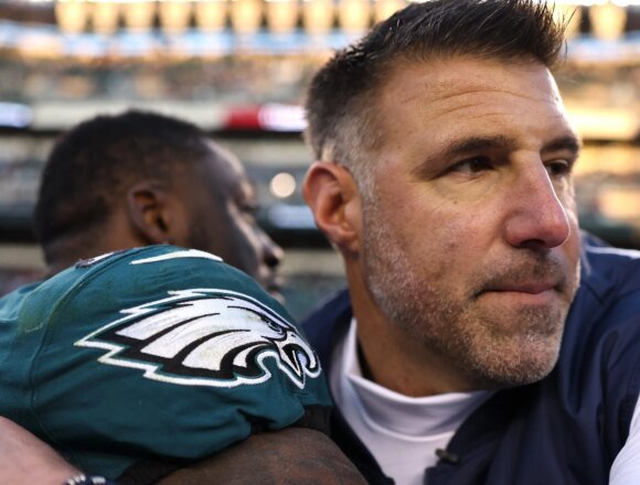 Patriots’ Mike Vrabel Gets Brutally Honest AJ Brown Admission Amid Trade Rumors