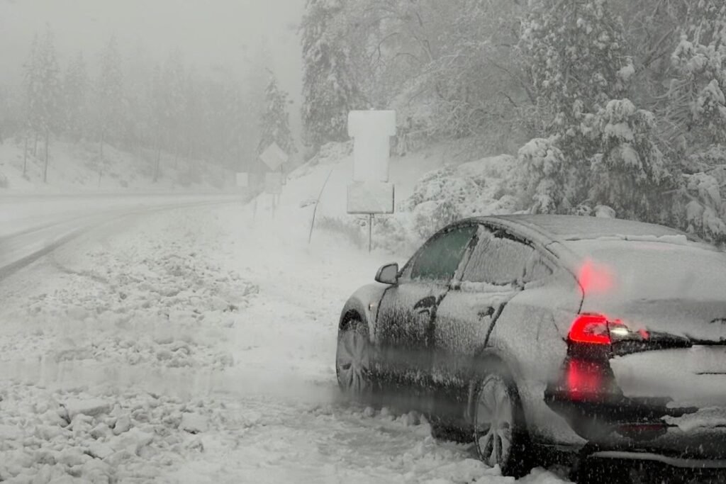 Update: Spinouts, Vehicles Getting Stuck, Other Traffic Hazards