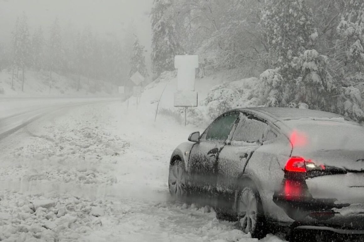 Update: Spinouts, Vehicles Getting Stuck, Other Traffic Hazards