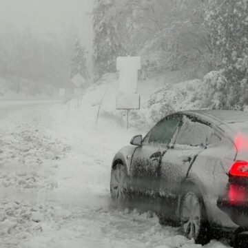 Update: Spinouts, Vehicles Getting Stuck, Other Traffic Hazards
