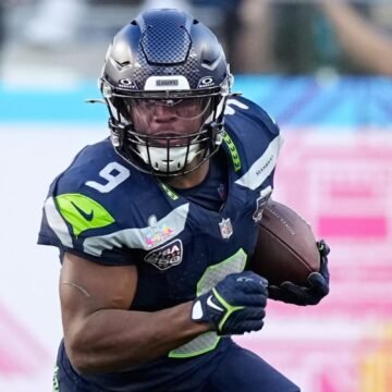Super_Bowl_Football_60133_1699x956_0341.jpg Kenneth Walker III, Breece Hall’s Top NFL FA Landing Spots After Javonte Williams’ Cowboys Contract