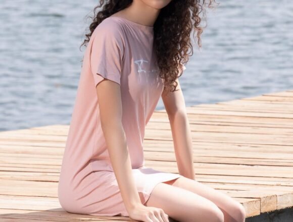 T-shirtDress_2_4c3d99cf-3613-4af1-a988-dd44faf1bffa.jpg Indian Populations Fashion Trends – Cultural Richness, Modern Versatil