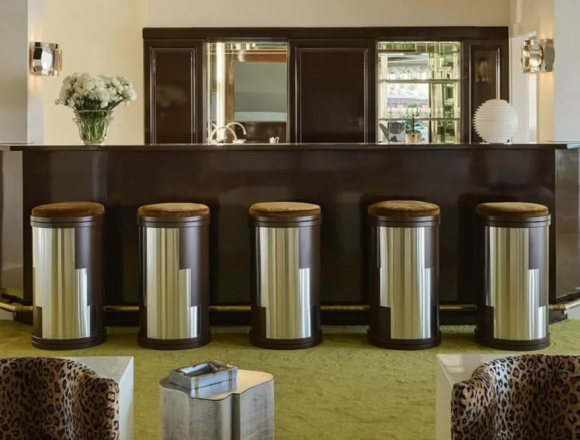 Retro Interior Design: Why the Past Feels New Again