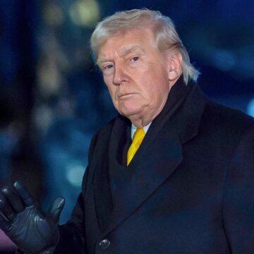 Trump reportedly snubs Democratic governors from White House meeting