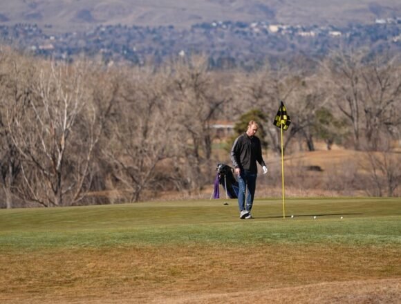 Record snow drought in Western US raises concern for water shortages, wildfires
