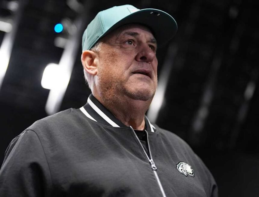 Vic Fangio has considered retirement but situation is currently leaning toward his return as Eagles DC