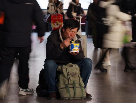 China’s Lunar New Year travel rush begins with record 9.5 billion trips expected