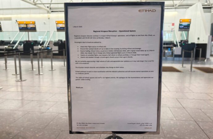 Gulf carriers resume some flights as Iran strikes and retaliation fuel travel chaos