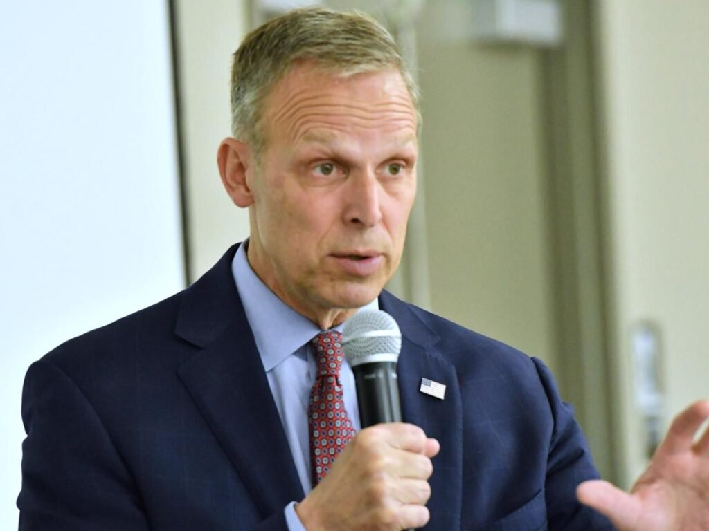 Democrats think they can finally defeat Scott Perry in 2026 • Spotlight PA