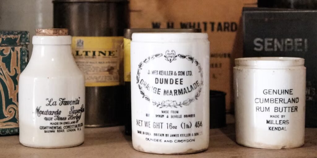 8 Antiques That Are Hard to Sell Right Now, According to Dealers