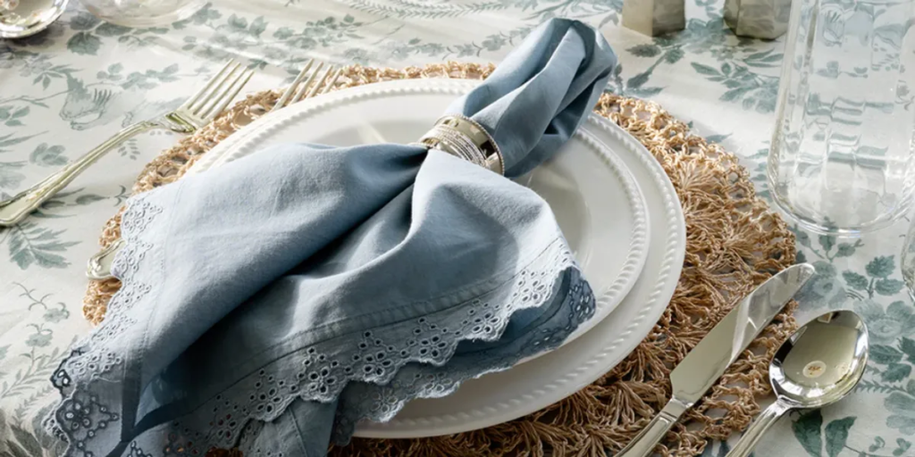 5 Gorgeous Tablescape Trends We’re Loving for Spring 2026