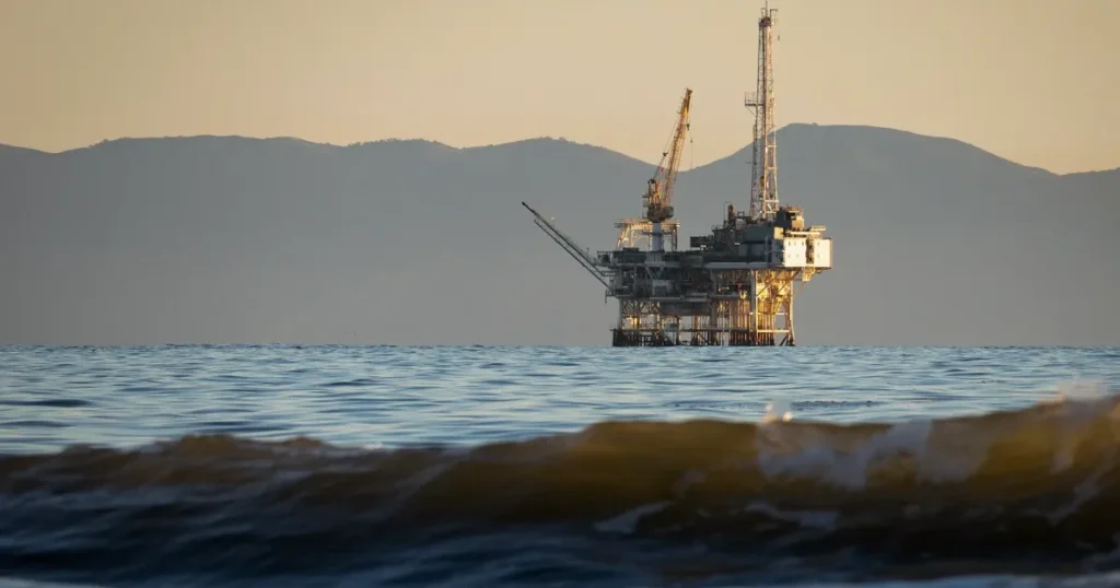 Citing Iran crisis, Trump orders Santa Barbara oil pipeline restart. California will fight it