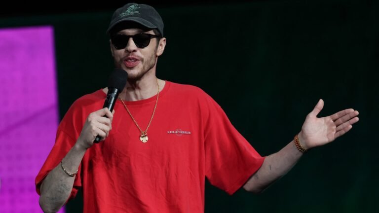 Pete Davidson Shows Nearly Bare Arms in After Massive Tattoo Removal