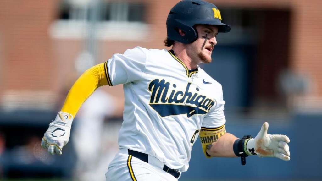 Ninth-Inning Runs Push Wolverines Past Gophers to Even Series