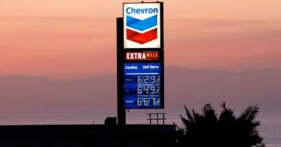 260504 los angeles gas prices iran cs 1d86f0.jpg