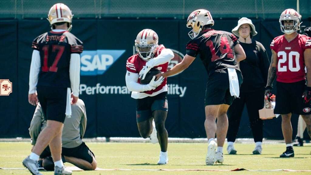 Newcomers Take the Field for First NFL Practice at Rookie Minicamp