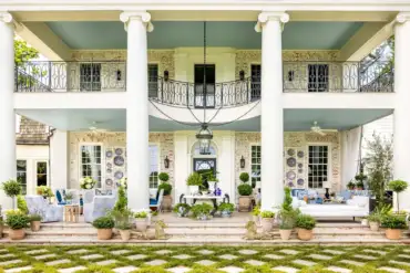 Backyard Furniture Trends Transforming Your Outdoor Spaces This Summer, According to Experts