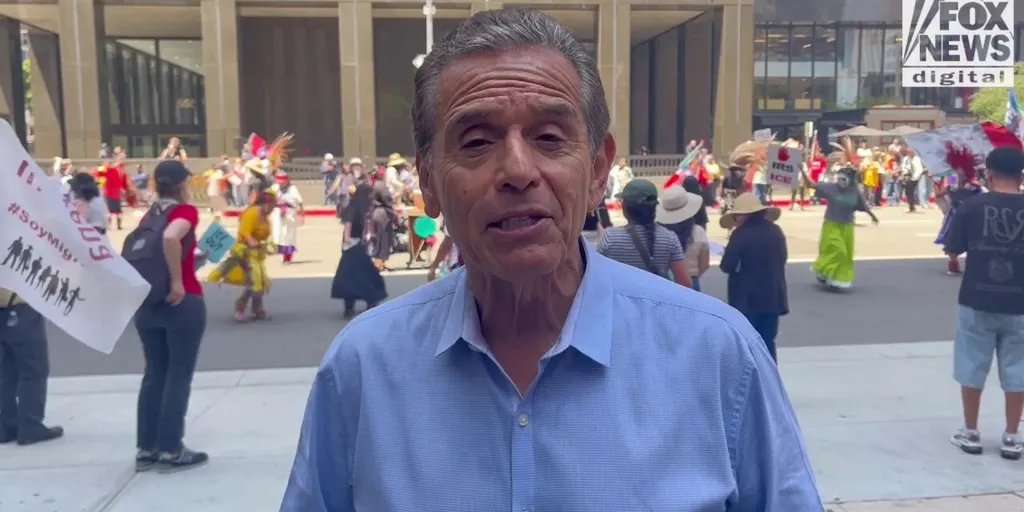 Former LA mayor, California gubernatorial candidate joins May Day march to 'protect democracy'
