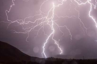 Lightning p4223373.jpg