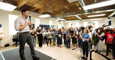 Ossoff opens South DeKalb field office as Georgia Democrats begin 2026 ground game