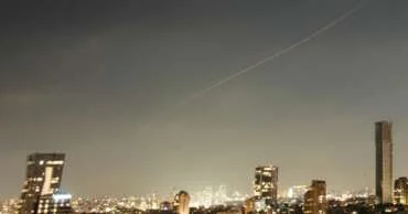 Israel and Iran launch missiles at each other as ceasefire appears on the brink