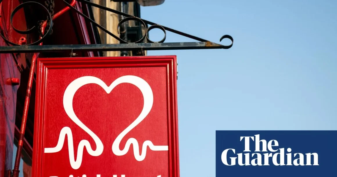 About 170,000 people in England expected to die from obesity-linked heart conditions by 2035 | Obesity