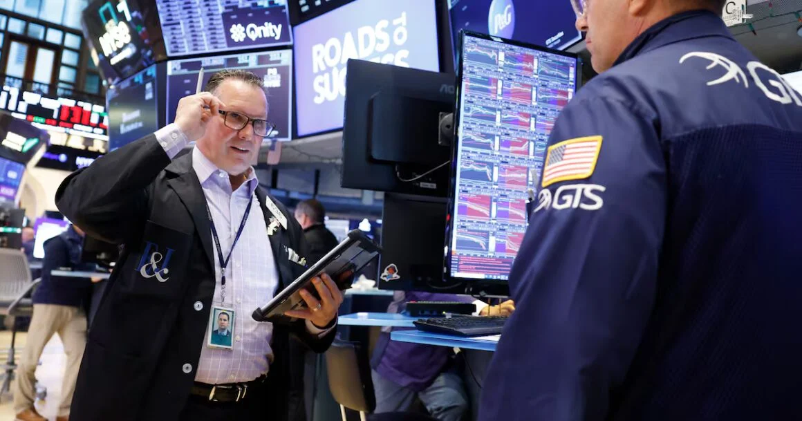 Tech rebound lifts Wall Street as Dow hits record on Alphabet, Tesla surge – CHOSUNBIZ